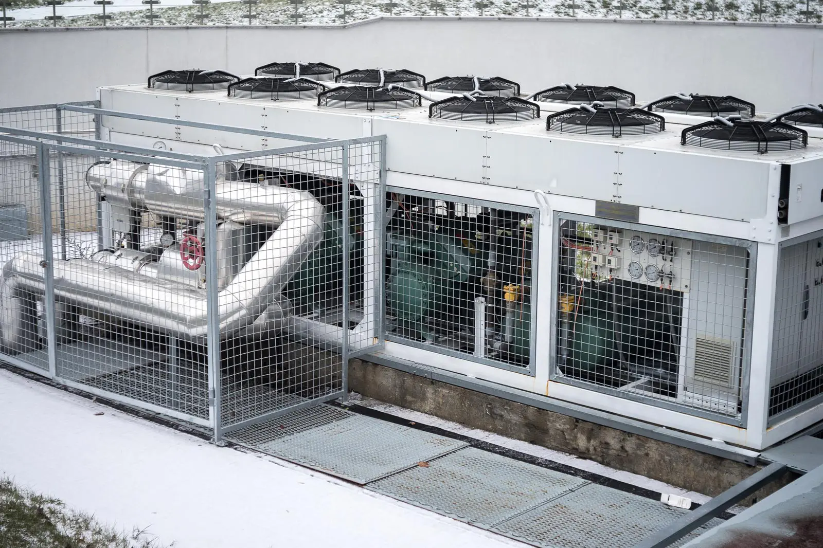 hudson technologies gbd magazine reclaimed refrigerants r22 rooftop unit.jpg